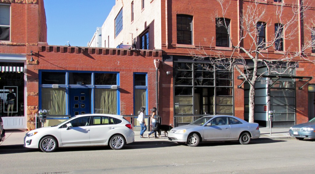 A longtime coffee shop is out of business. Photo by Aaron Kremer.