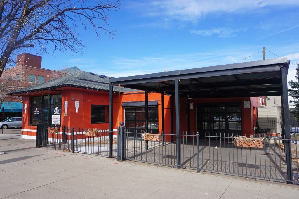 Columbine Country Club is temporarily taking over a former wine bar in downtown Littleton. Photos by George Demopoulos.