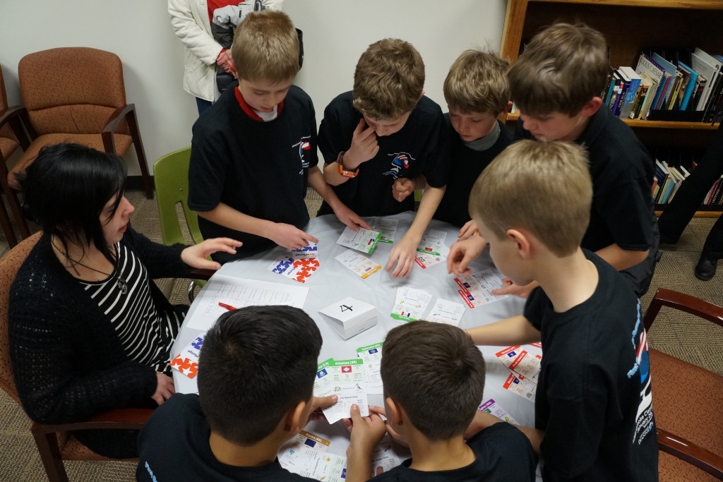 Lakewood students play in a GeoPlunge tournament. Photo by Amy DiPierro.