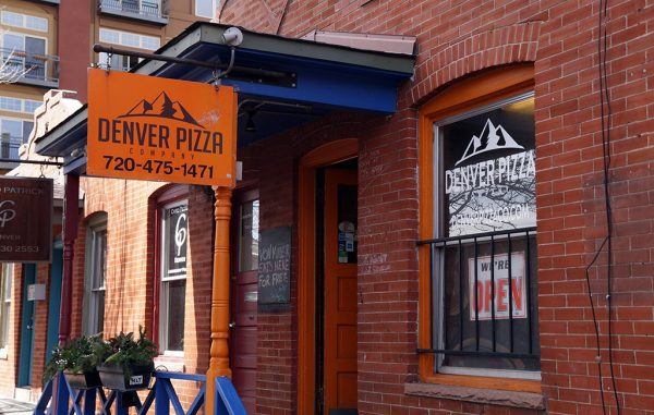 denver pizza storefront