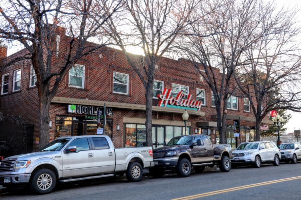 12.7D Highland Theater Holiday Theatre