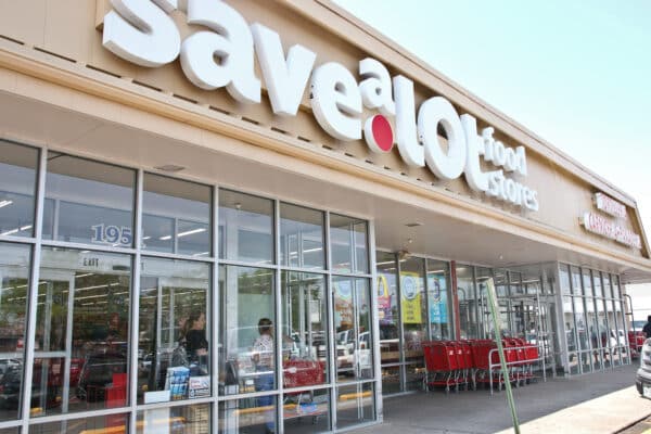 8.23D Grocery SaveALot1