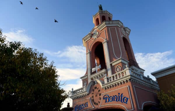 What Casa Bonita's lawsuit against Lakewood means for public records