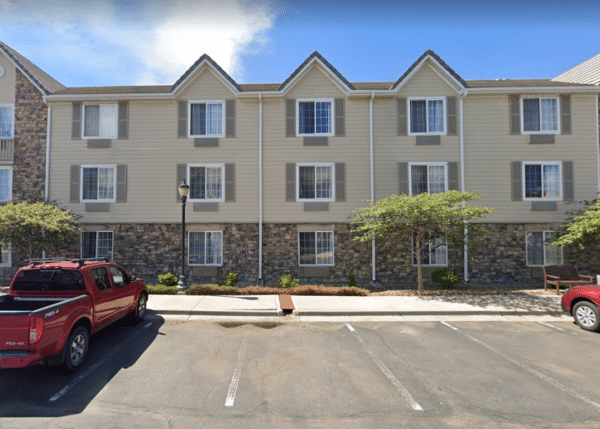 Hotel-to-apartment conversion moves forward with $13.5M buy 1 TownePlace Suites