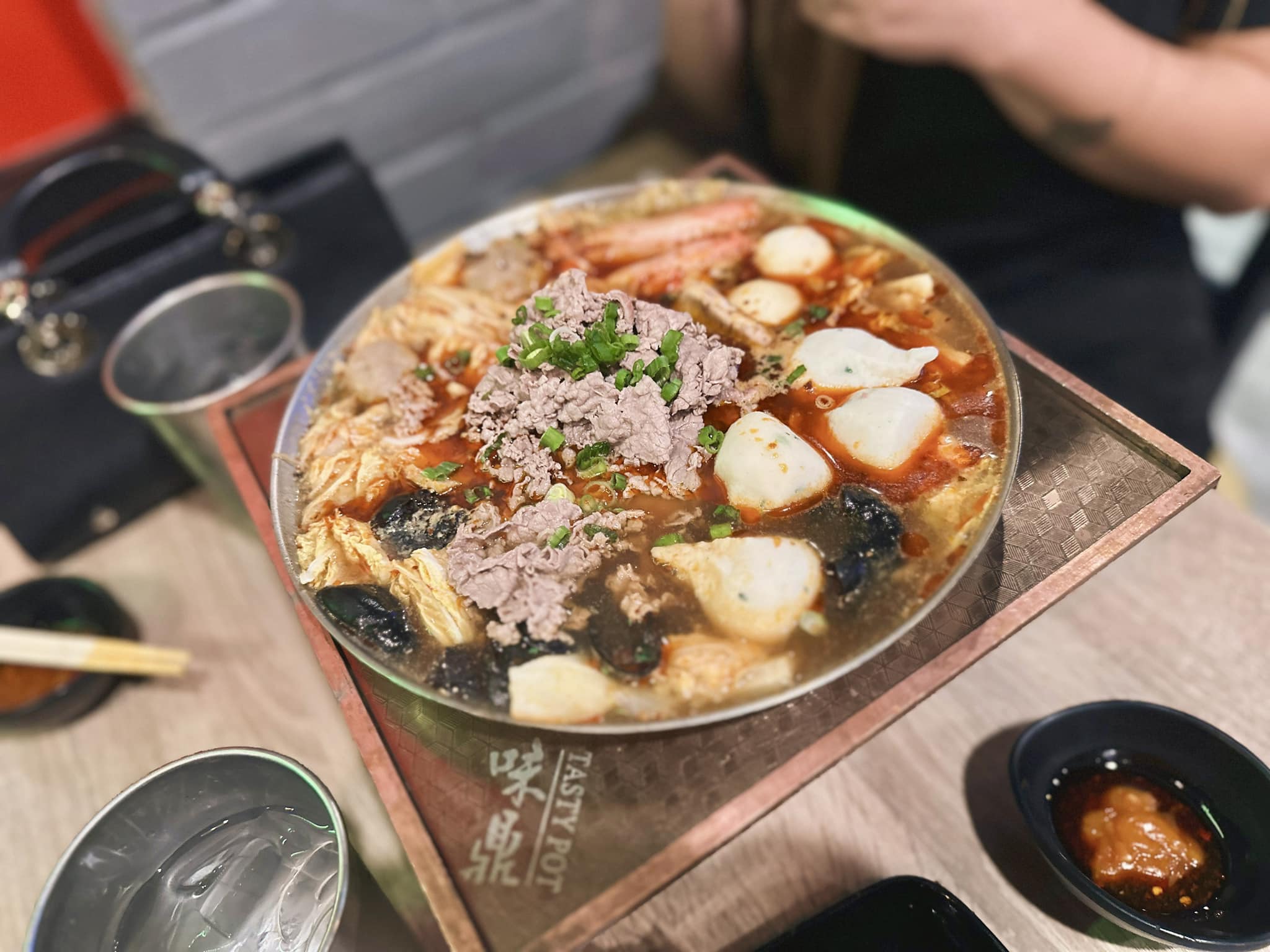 sichuan flavor hot soup with udon