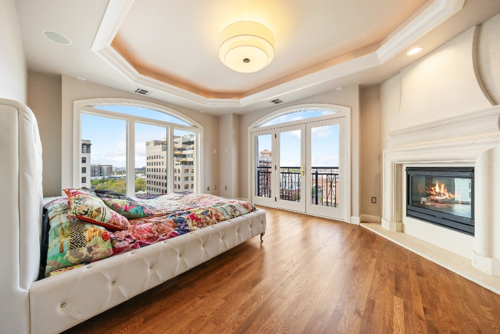Downtown Denver condo market faces challenges as inventory grows 2 1827 N. Grant bedroom