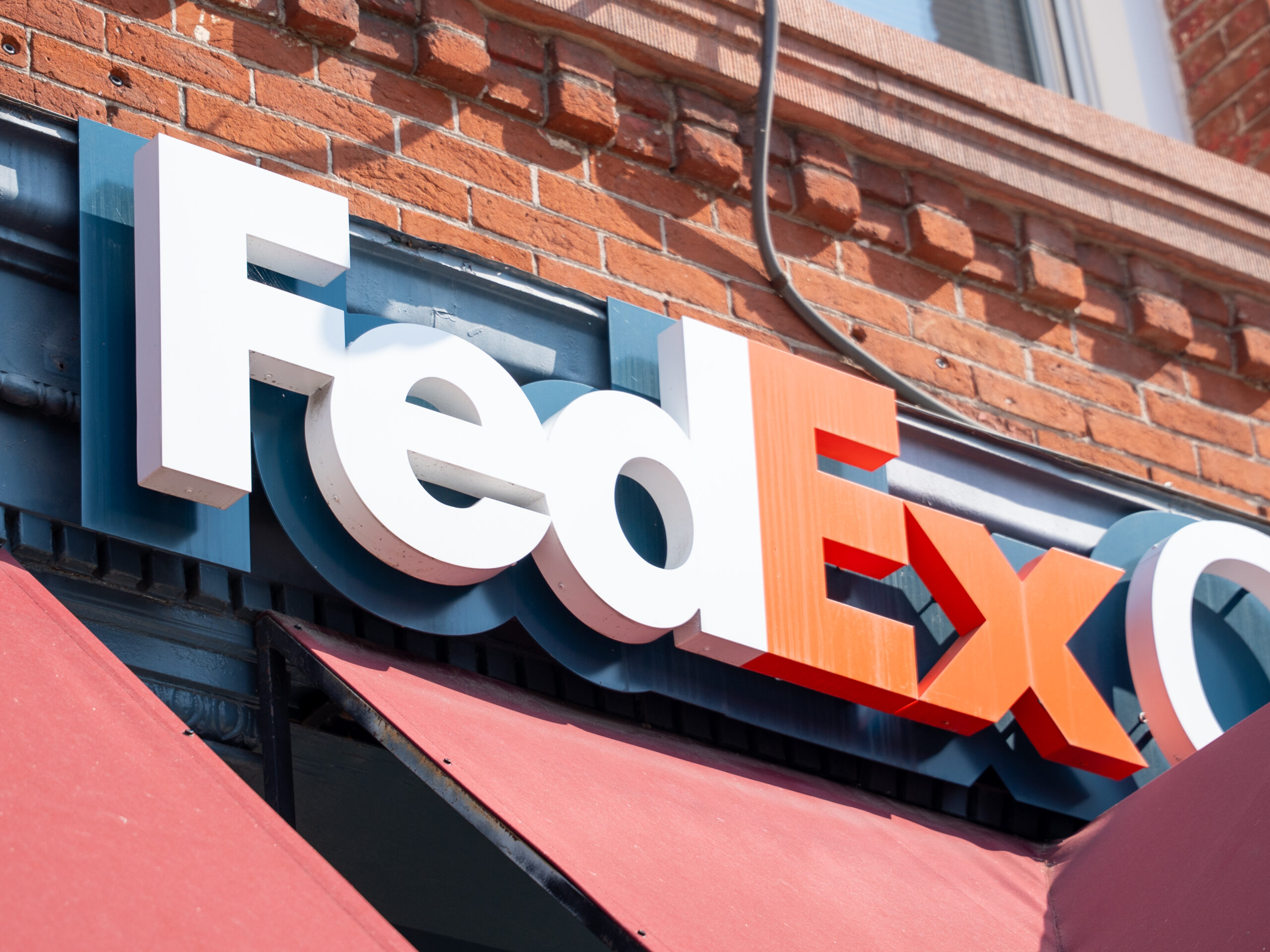 FedEx sign