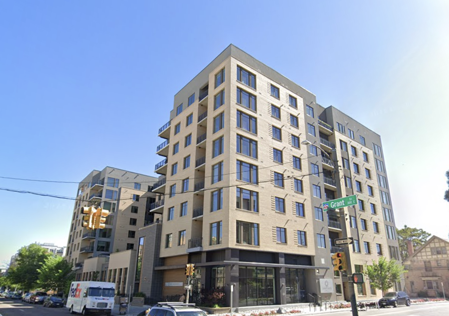 1200 Grant St.